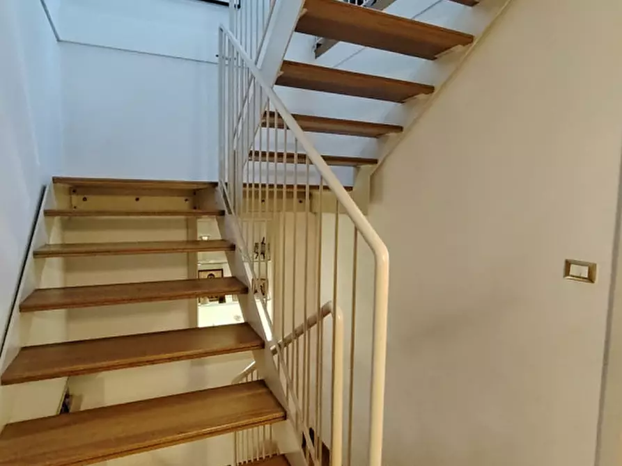 Immagine 12 di Casa indipendente in vendita  in Via Roma a Caldogno