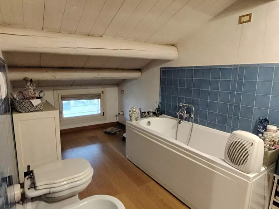 Immagine 25 di Casa indipendente in vendita  in Via Roma a Caldogno