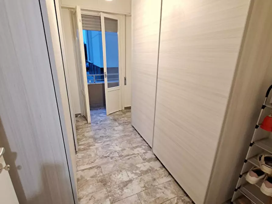 Immagine 6 di Appartamento in vendita  in Viale Gaetano Storchi a Modena