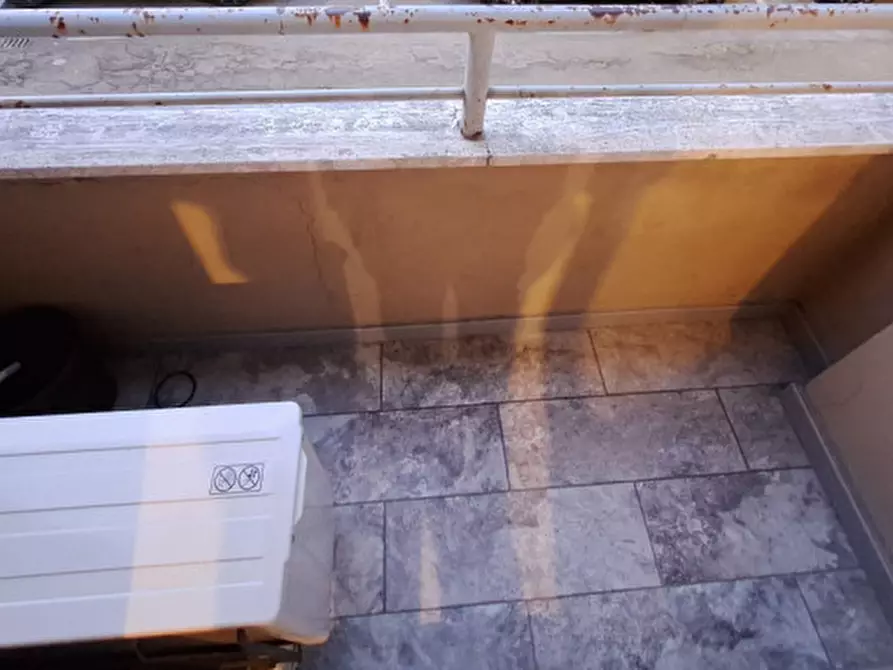 Immagine 10 di Appartamento in vendita  in Viale Gaetano Storchi a Modena