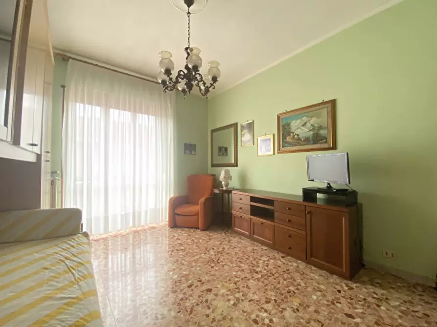 Immagine 3 di Appartamento in vendita  in Via Oberdan 5 a Nichelino