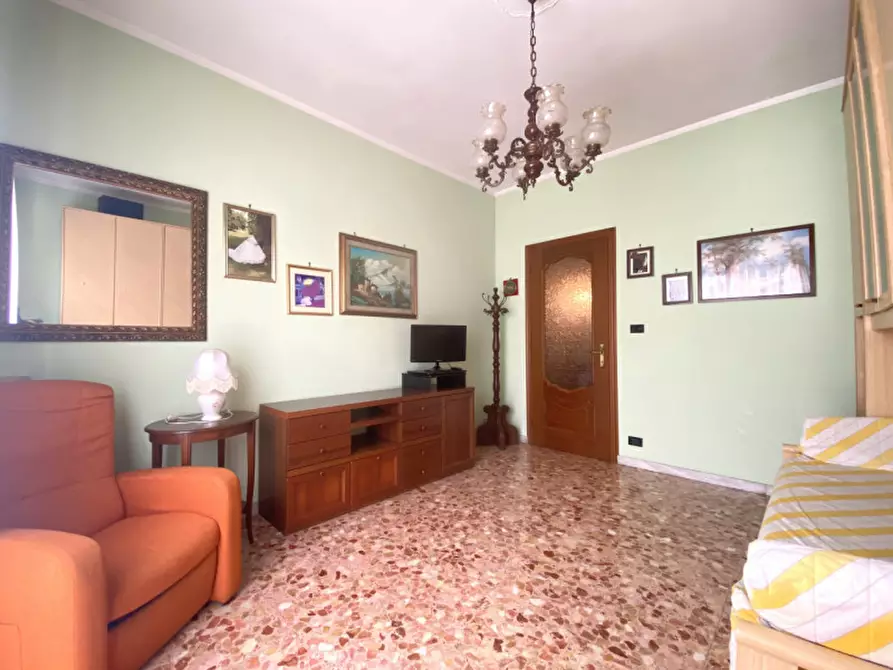 Immagine 4 di Appartamento in vendita  in Via Oberdan 5 a Nichelino