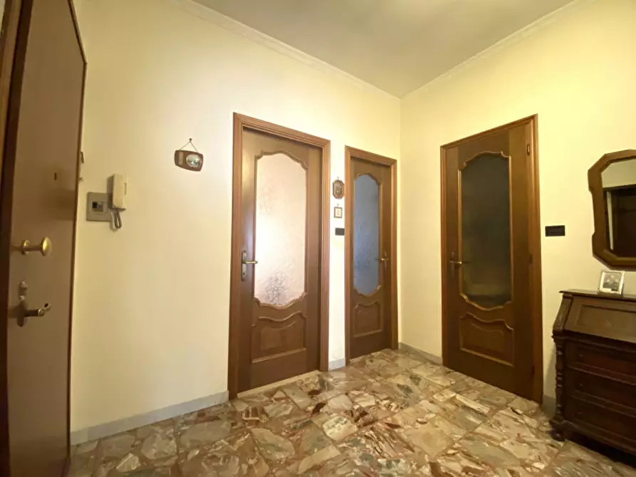 Immagine 6 di Appartamento in vendita  in Via Oberdan 5 a Nichelino