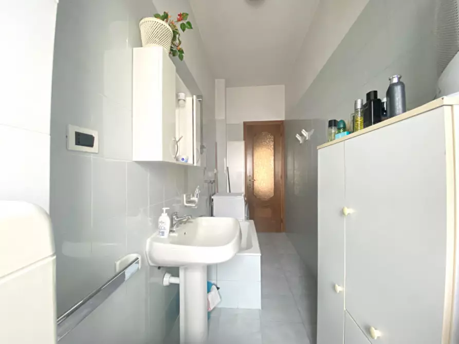 Immagine 21 di Appartamento in vendita  in Via Oberdan 5 a Nichelino