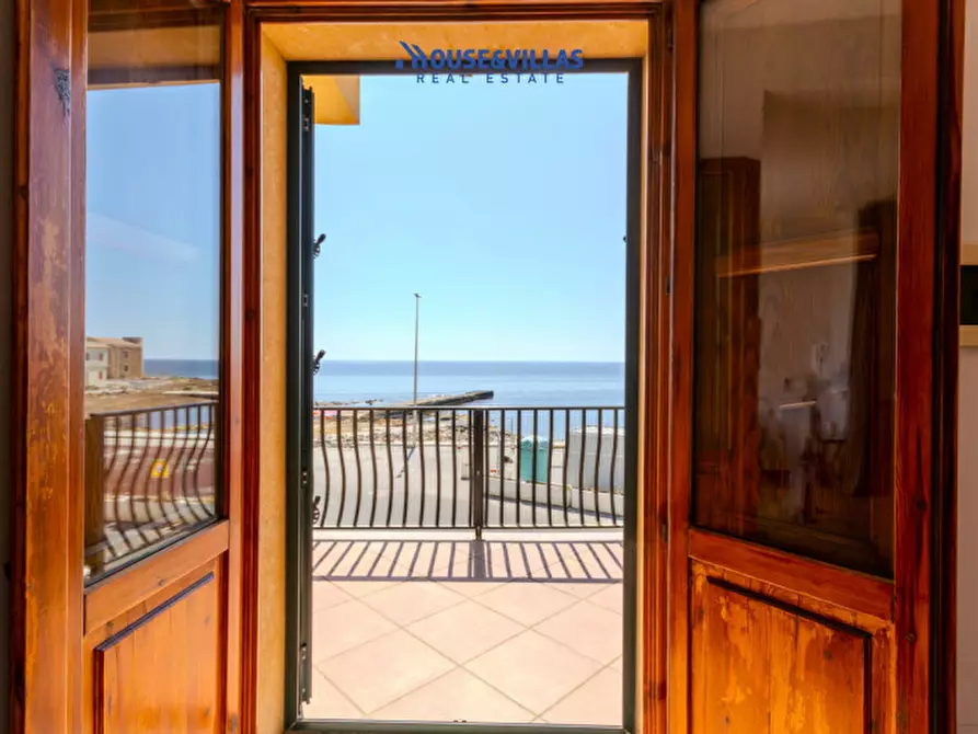 Immagine 1 di Appartamento in affitto  in piazza stella maris a Noto