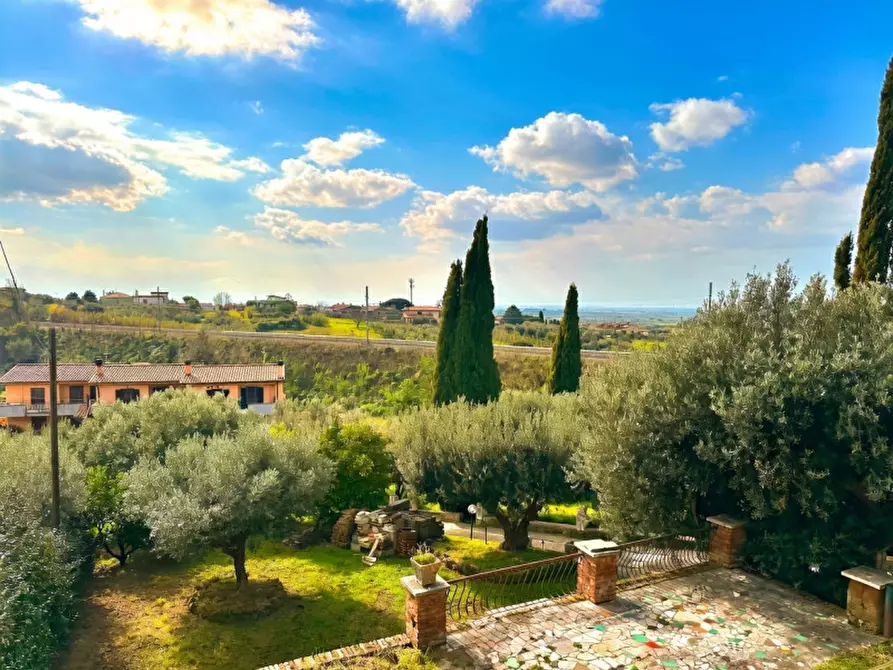 Immagine 1 di Rustico / casale in vendita  in VIA RONCIGLIANO 66 a Albano Laziale