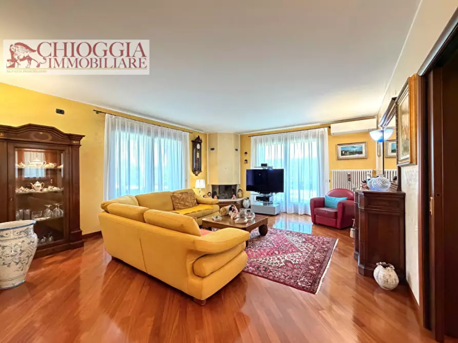 Immagine 5 di Villa in vendita  in Via Sant'Antonino, 294 a Loreo