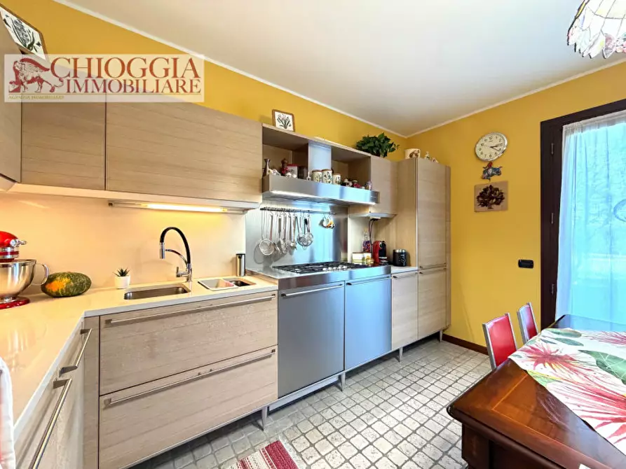 Immagine 11 di Villa in vendita  in Via Sant'Antonino, 294 a Loreo