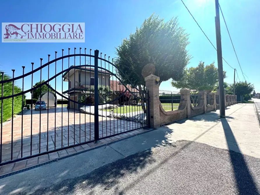 Immagine 37 di Villa in vendita  in Via Sant'Antonino, 294 a Loreo