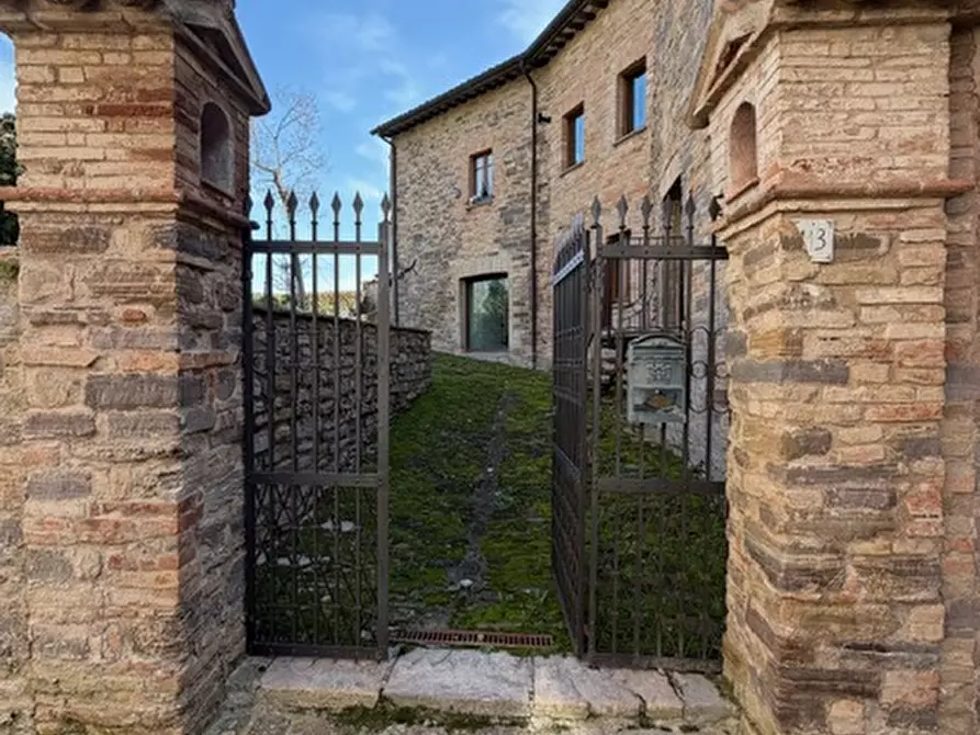 Immagine 4 di Appartamento in vendita  a Sassocorvaro Auditore