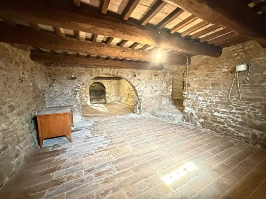 Immagine 22 di Appartamento in vendita  a Sassocorvaro Auditore