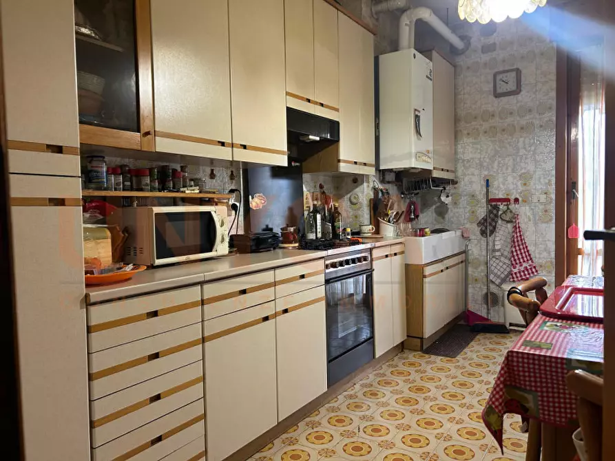 Immagine 3 di Appartamento in vendita  in Via Giorgione a Albignasego