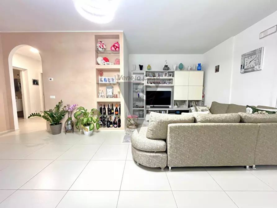 Immagine 2 di Appartamento in vendita  in Via Guardiana a Dolo