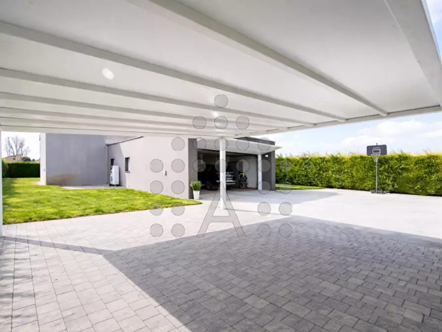 Immagine 7 di Villa in vendita  in Via Romana Aponense a Padova