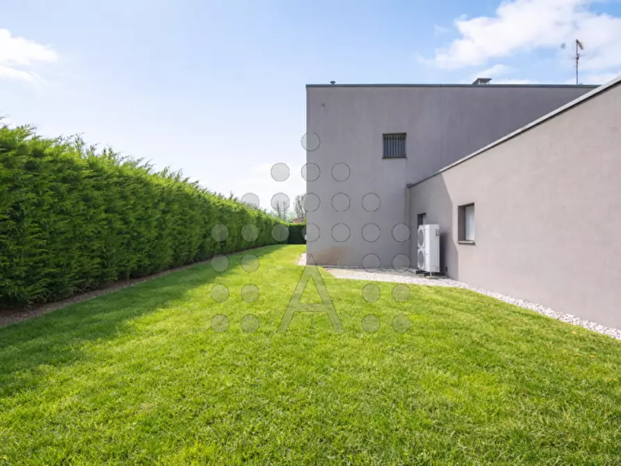 Immagine 7 di Villa in vendita  in Via Romana Aponense a Padova