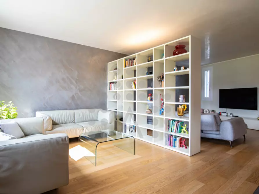 Immagine 16 di Villa in vendita  in Via Romana Aponense a Padova