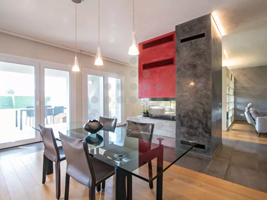 Immagine 21 di Villa in vendita  in Via Romana Aponense a Padova