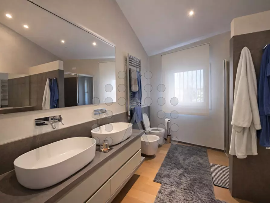 Immagine 28 di Villa in vendita  in Via Romana Aponense a Padova