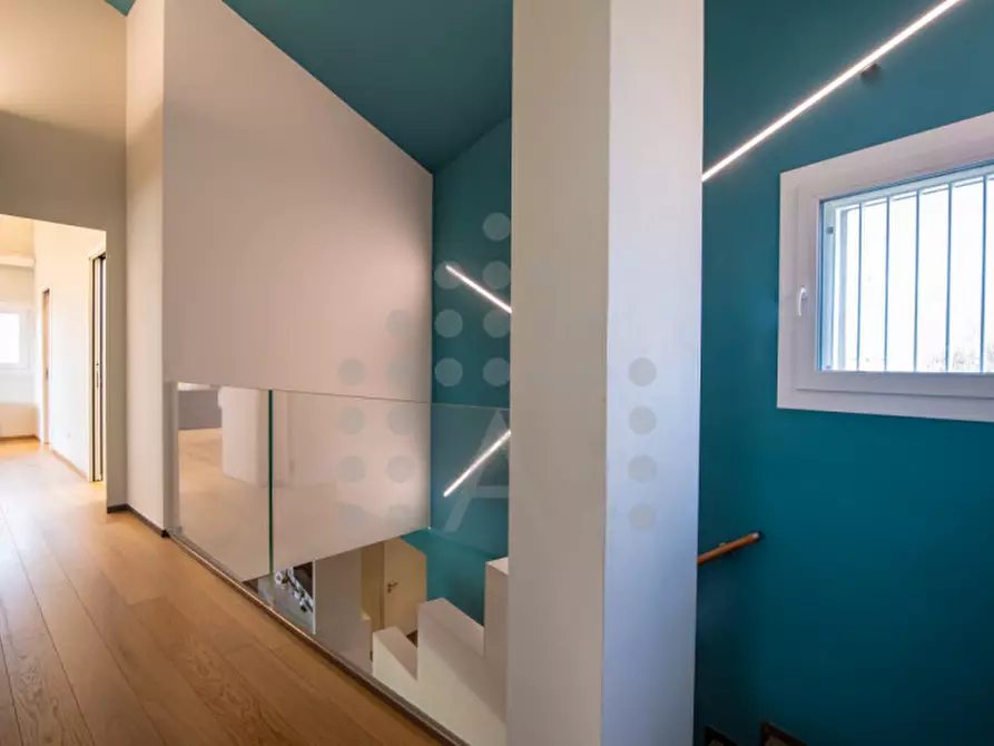 Immagine 37 di Villa in vendita  in Via Romana Aponense a Padova
