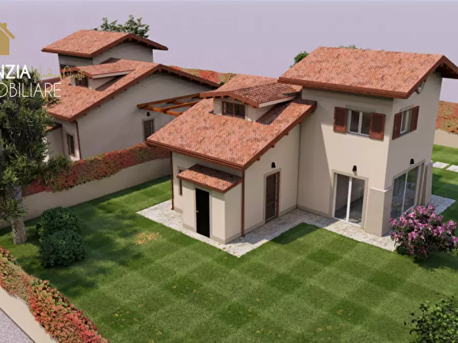 Immagine 2 di Villa in vendita  in via delle barozze 48 a Rocca Di Papa