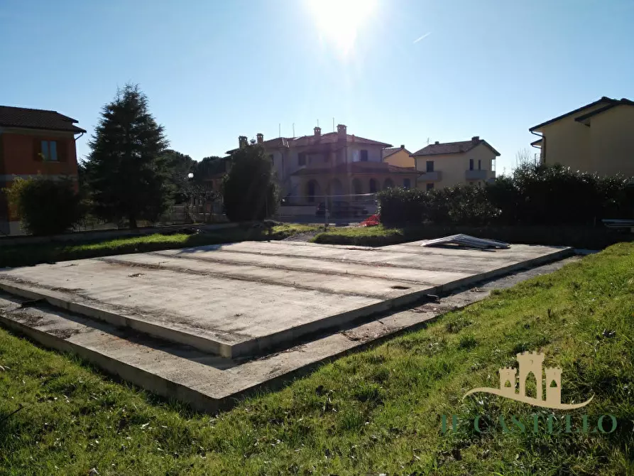 Immagine 3 di Terreno in vendita  a Castiglione Del Lago