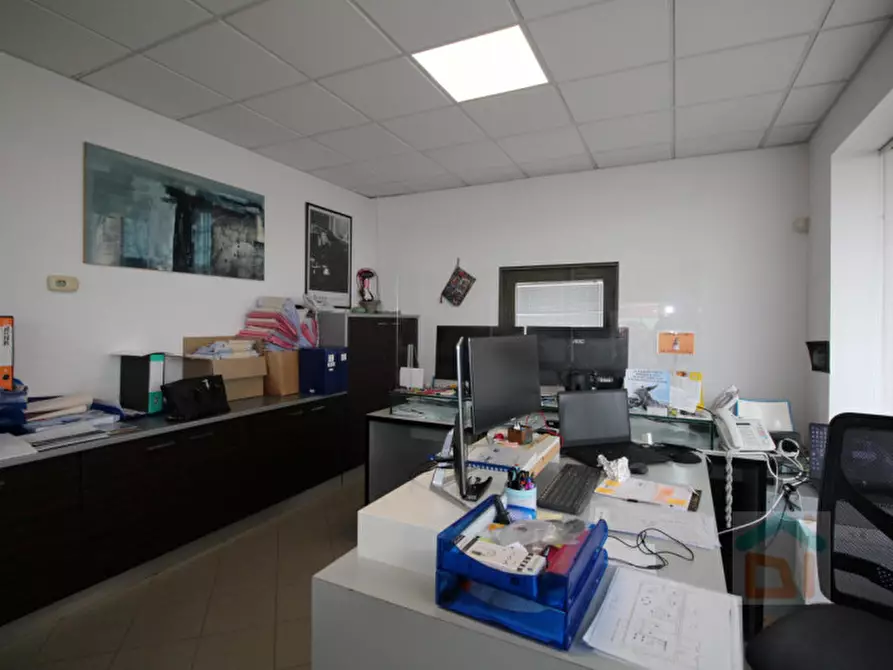 Immagine 15 di Ufficio in affitto  in Via del Commercio 18 a Torviscosa