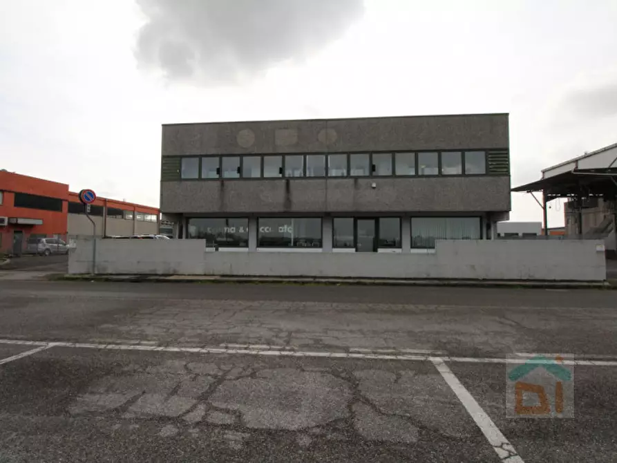 Immagine 20 di Ufficio in affitto  in Via del Commercio 18 a Torviscosa