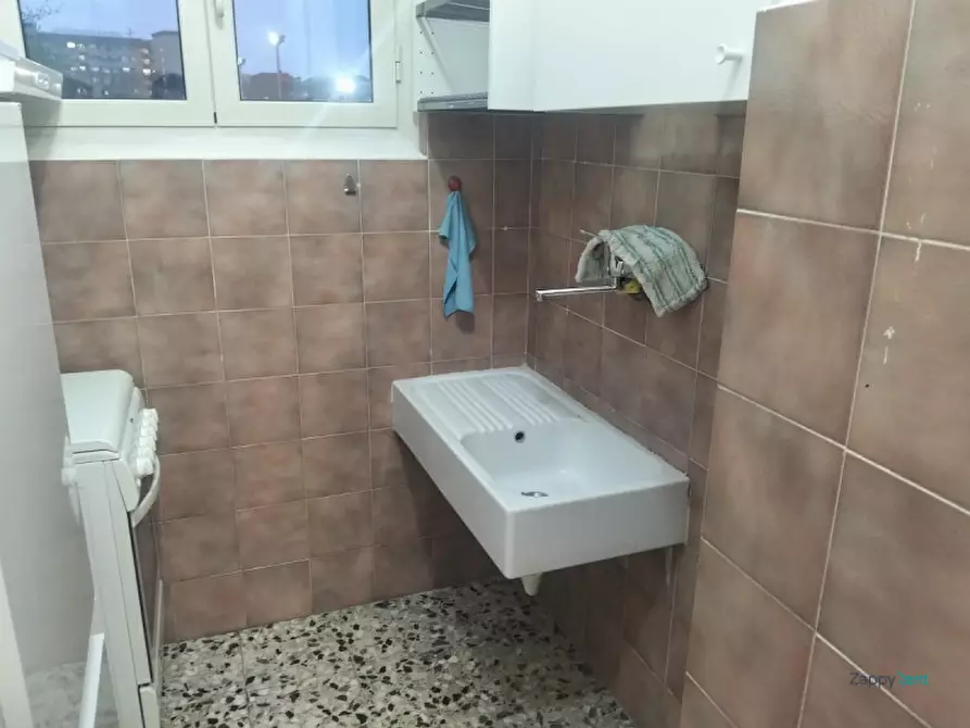 Immagine 13 di Appartamento in affitto  in Corso Taranto, 70 a Torino