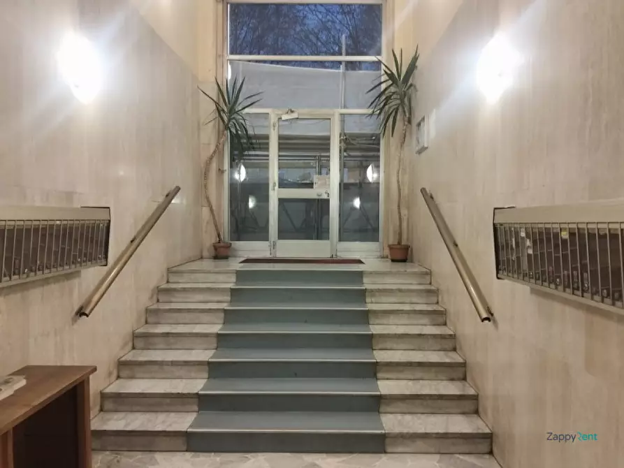 Immagine 29 di Appartamento in affitto  in Corso Taranto, 70 a Torino