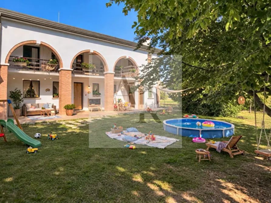 Immagine 4 di Casa bifamiliare in vendita  in Via Villamora a Saonara