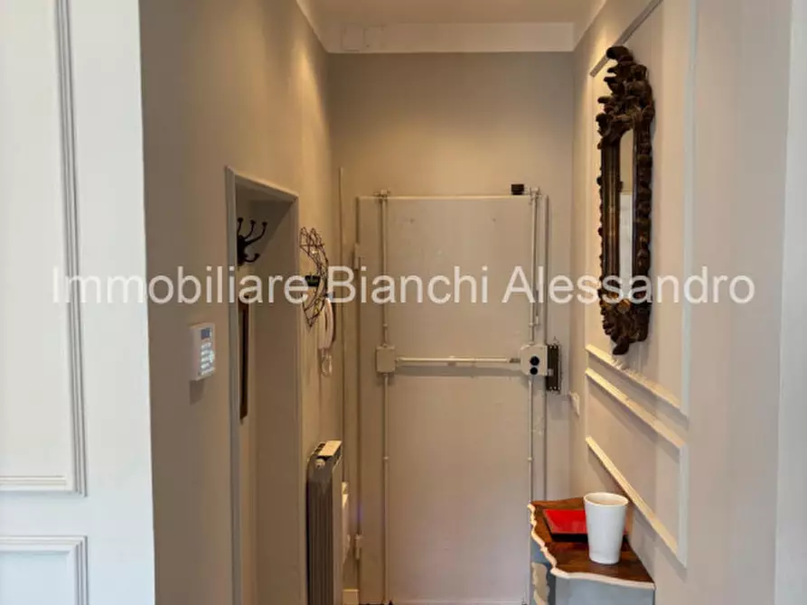 Immagine 3 di Appartamento in vendita  in Via Vincenzo Gioberti 99 a Firenze