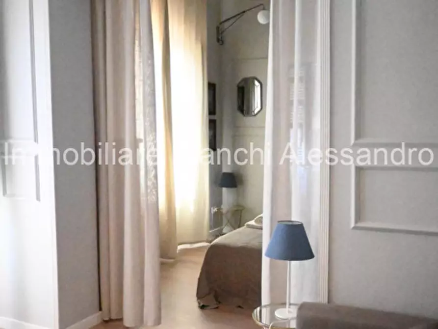 Immagine 11 di Appartamento in vendita  in Via Vincenzo Gioberti 99 a Firenze