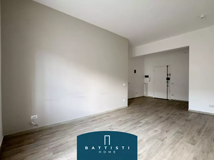 Immagine 4 di Appartamento in vendita  in Viale Guglielmo Marconi a Roma