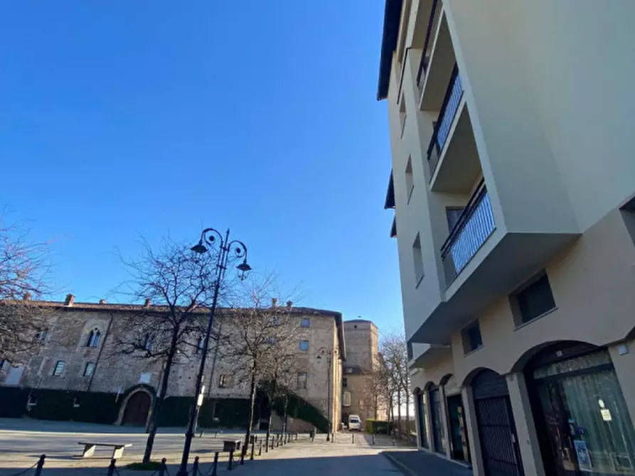 Immagine 17 di Appartamento in vendita  in Piazza Generale Domenico Perrucchetti 36 a Cassano D'adda