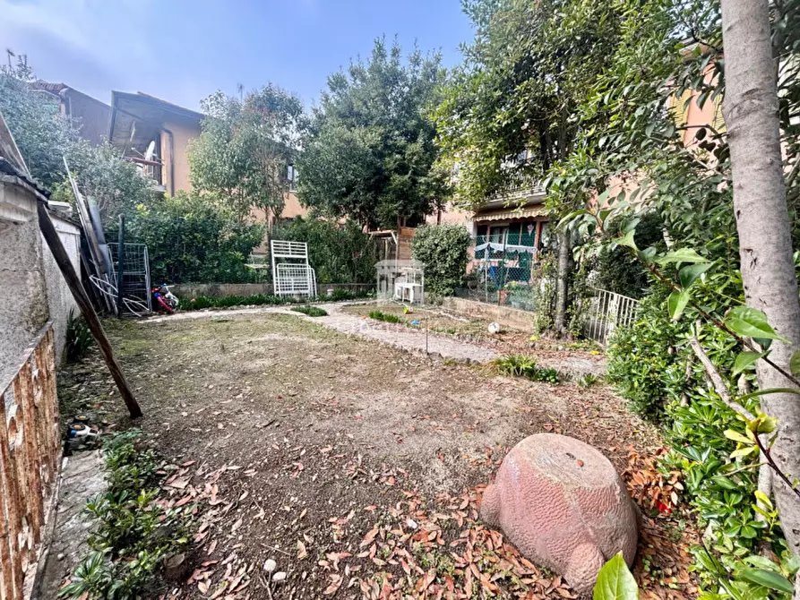 Immagine 15 di Appartamento in vendita  in Via Sant'Jago a Salò