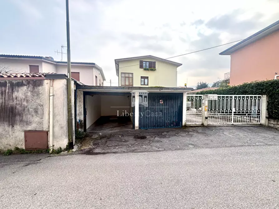 Immagine 18 di Appartamento in vendita  in Via Sant'Jago a Salò