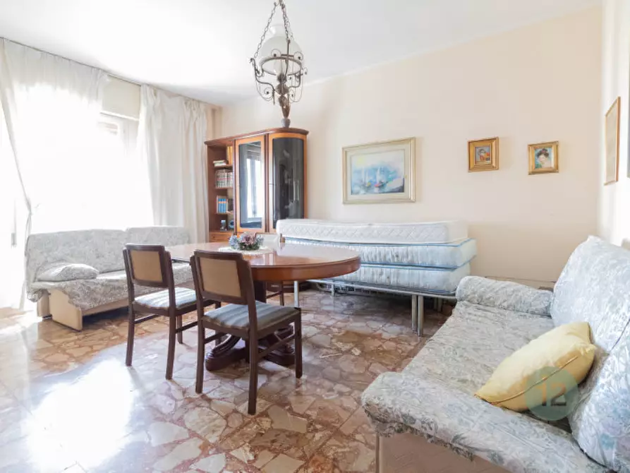 Immagine 2 di Appartamento in vendita  in Via Cavour, 40 a Carpi