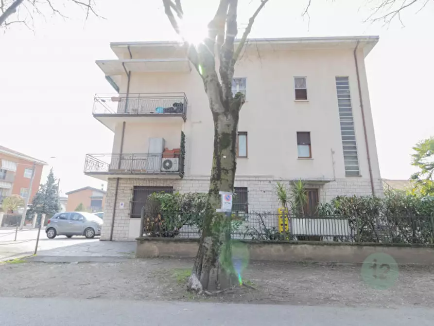 Immagine 17 di Appartamento in vendita  in Via Cavour, 40 a Carpi