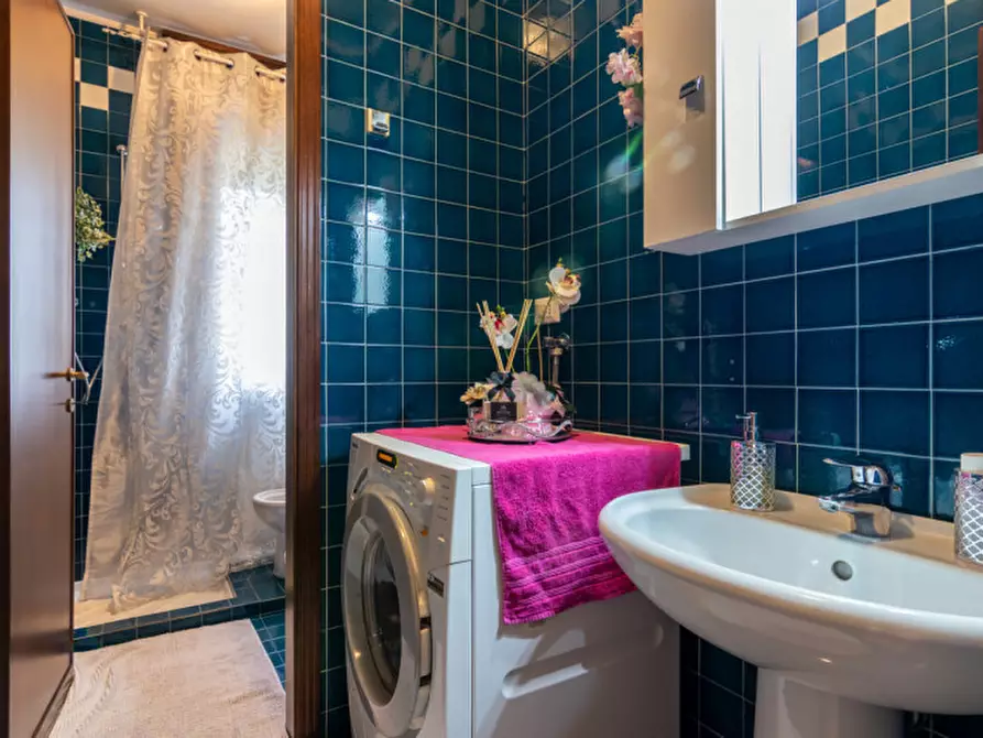 Immagine 11 di Casa bifamiliare in vendita  in Via Nino Bixio a Montegrotto Terme