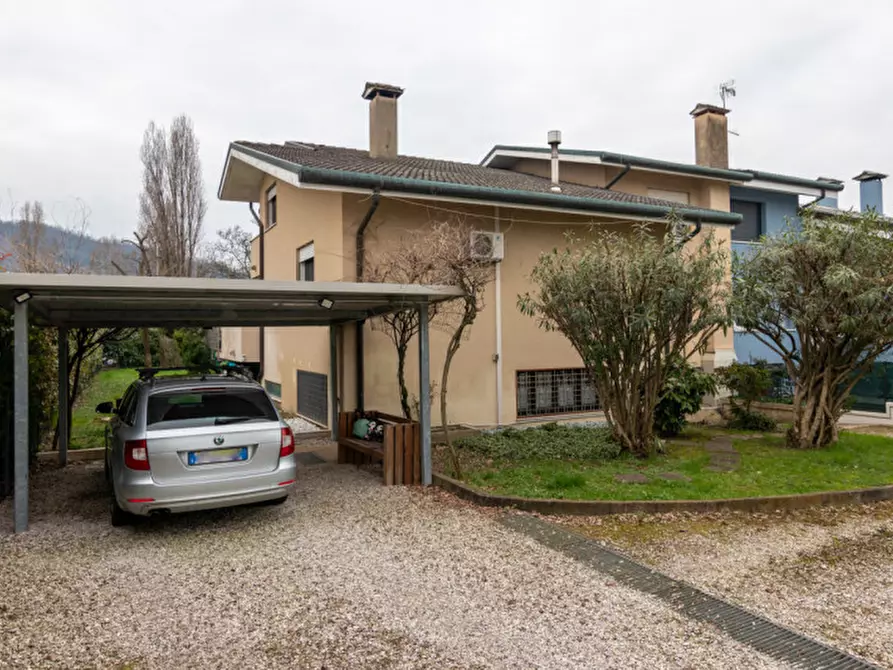 Immagine 36 di Casa bifamiliare in vendita  in Via Nino Bixio a Montegrotto Terme