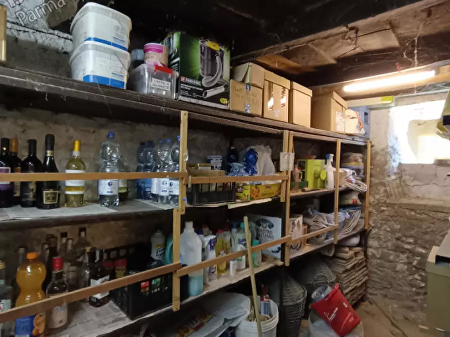 Immagine 7 di Casa bifamiliare in vendita  in Via Paderna di Sotto, 14 e 16 - 43024 Neviano degli Arduini (PR) a Neviano Degli Arduini