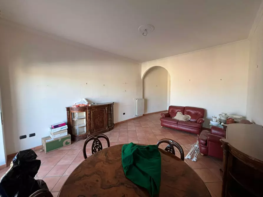 Immagine 5 di Appartamento in vendita  in Via Girolamo Santacroce a Napoli