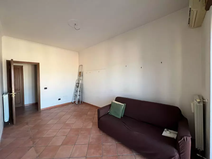 Immagine 10 di Appartamento in vendita  in Via Girolamo Santacroce a Napoli