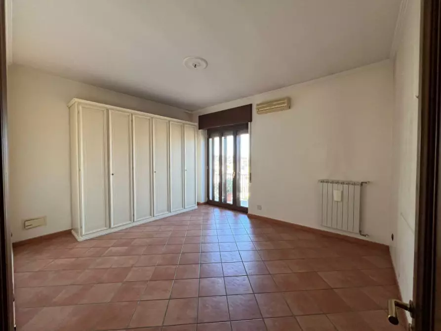 Immagine 17 di Appartamento in vendita  in Via Girolamo Santacroce a Napoli