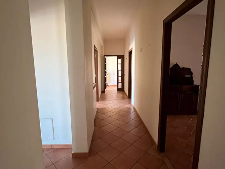 Immagine 21 di Appartamento in vendita  in Via Girolamo Santacroce a Napoli