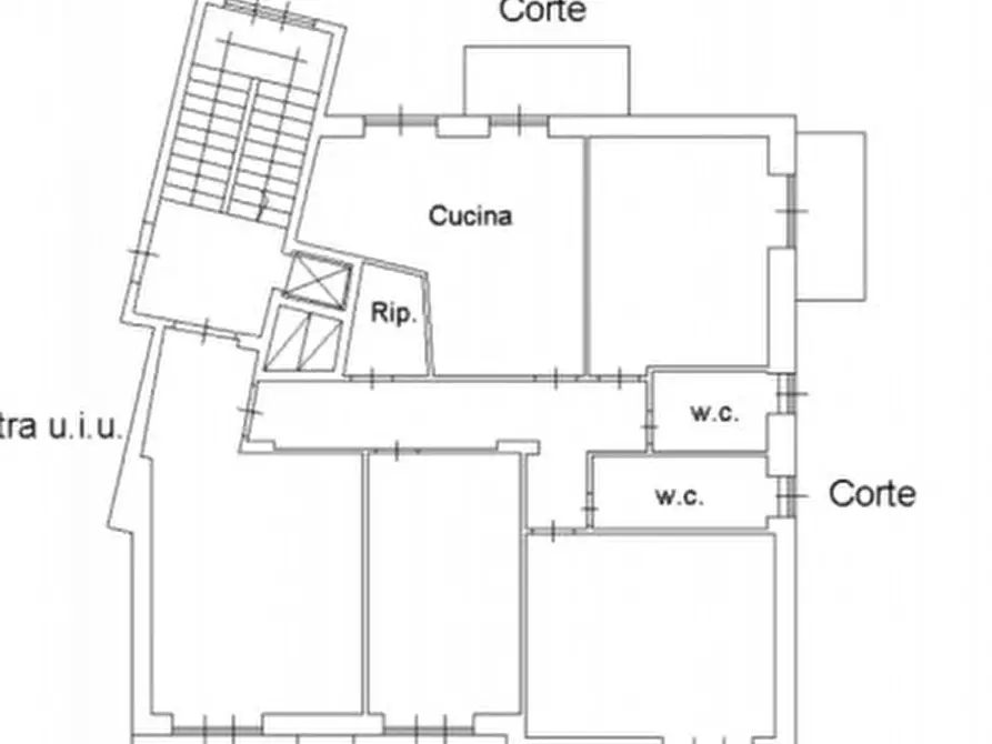 Immagine 23 di Appartamento in vendita  in Via Girolamo Santacroce a Napoli