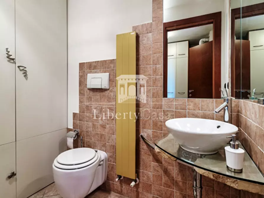 Immagine 11 di Appartamento in vendita  in Via Paolo VI a Puegnago Sul Garda