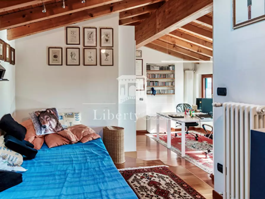 Immagine 17 di Appartamento in vendita  in Via Paolo VI a Puegnago Sul Garda