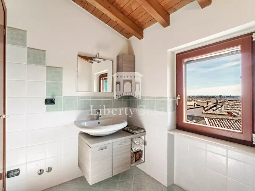 Immagine 19 di Appartamento in vendita  in Via Paolo VI a Puegnago Sul Garda
