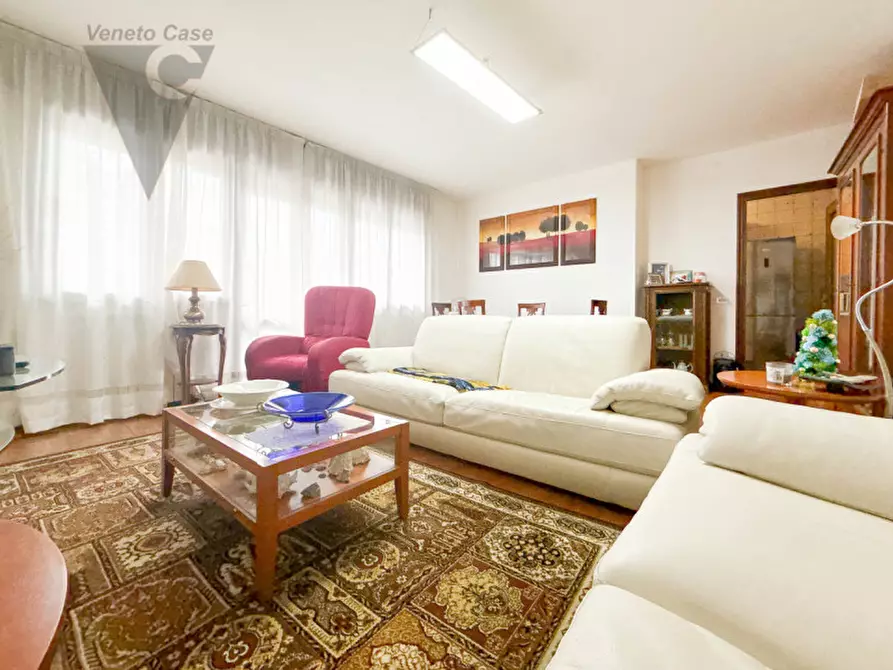 Immagine 1 di Appartamento in affitto  a Stra